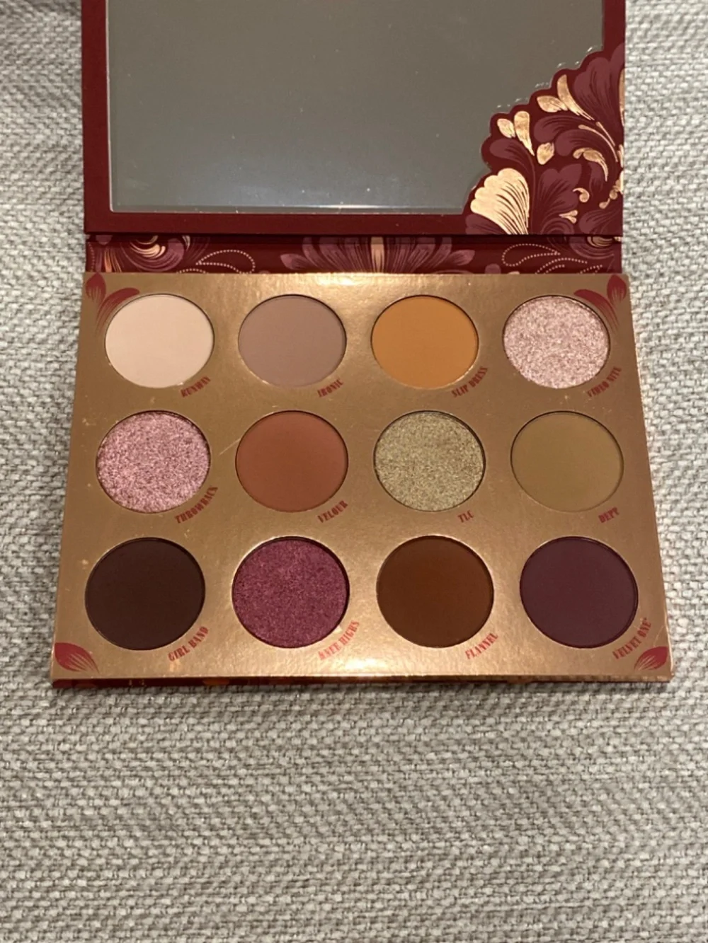 Colourpop Plush Like Me Eyeshadow Palette